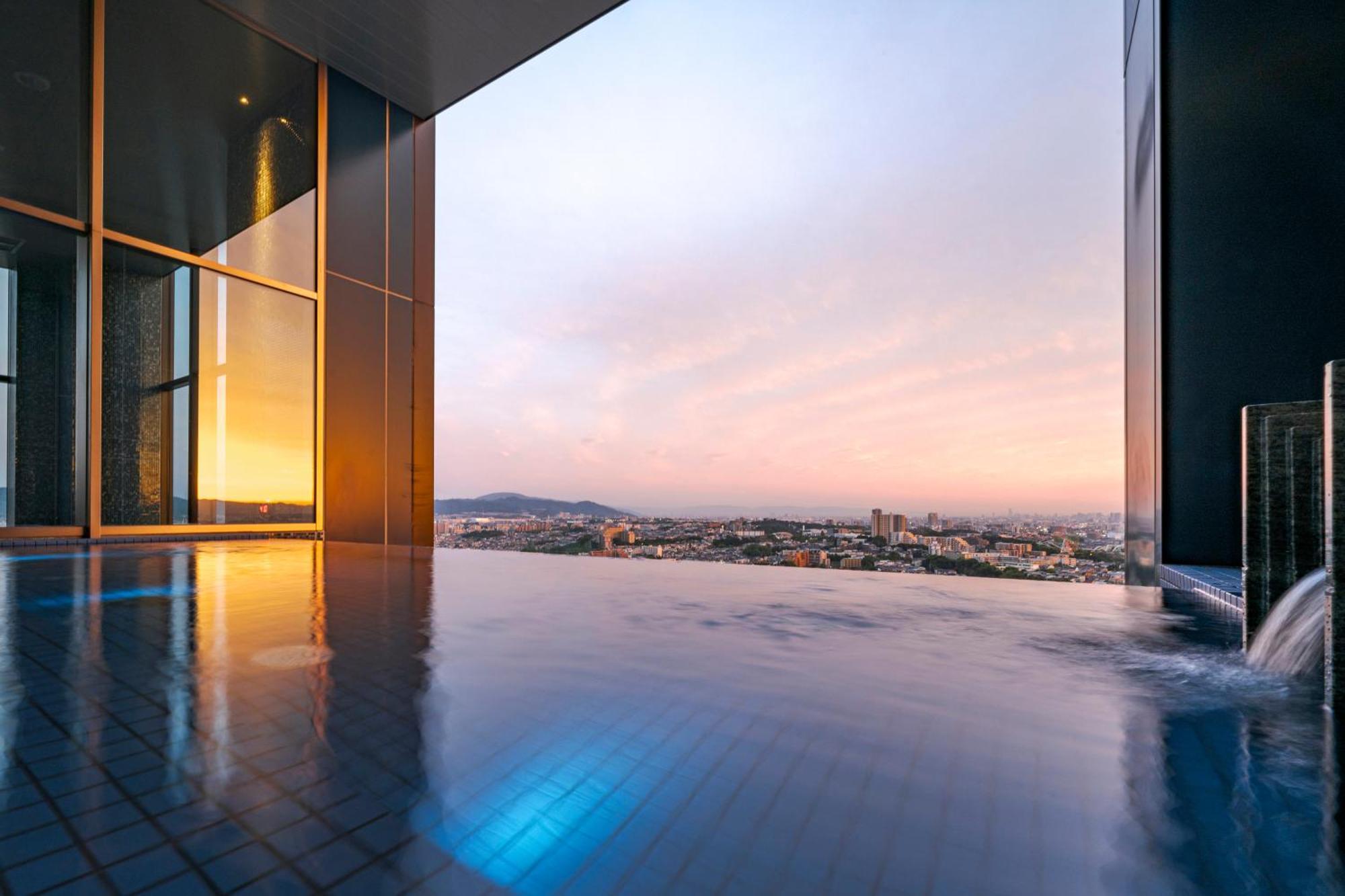 Candeo Hotels Osaka Хираката Екстериор снимка